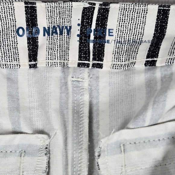 Old Navy Pixie Chino Shorts Black White Stripe Womens‎ Size 4 - Picture 4 of 9